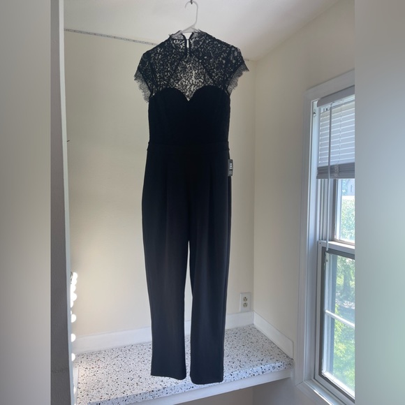 Express Pants & Jumpsuits Size 6 Black Express Jumpsuit Poshmark